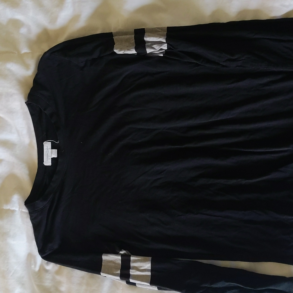 Long sleeve black shirt